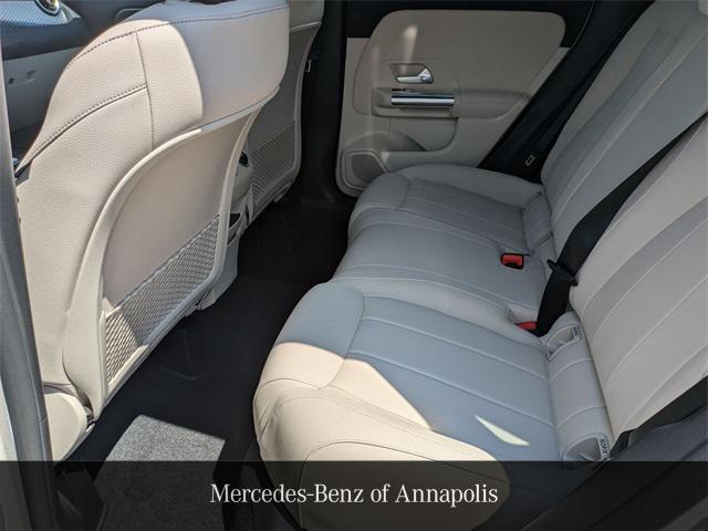 new 2025 Mercedes-Benz GLA 250 car, priced at $44,250