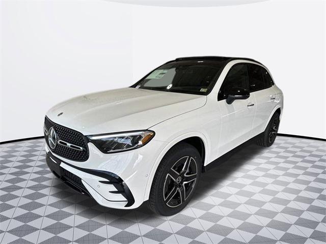 new 2025 Mercedes-Benz GLC 300 car, priced at $60,175