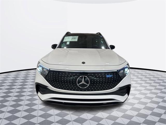 new 2024 Mercedes-Benz EQB 300 car, priced at $67,125