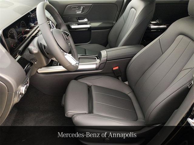 new 2025 Mercedes-Benz GLA 250 car, priced at $47,295