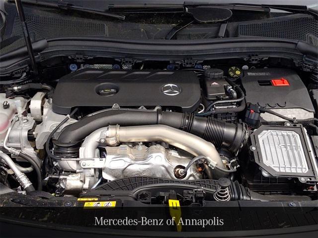 new 2025 Mercedes-Benz GLA 250 car, priced at $47,295