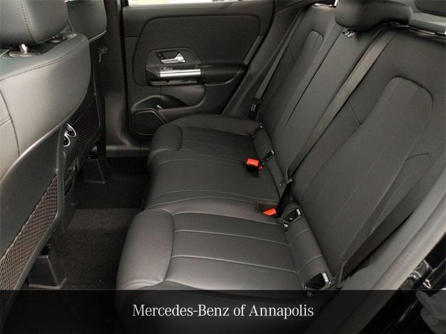 new 2025 Mercedes-Benz GLA 250 car, priced at $47,295