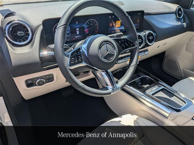 new 2025 Mercedes-Benz GLA 250 car, priced at $44,250