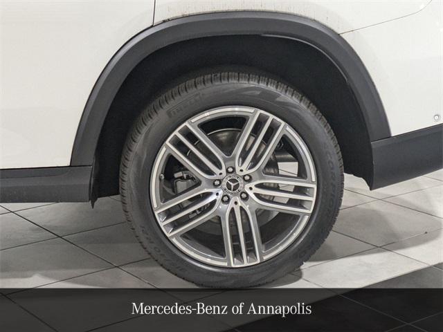 new 2025 Mercedes-Benz GLS 450 car, priced at $90,980