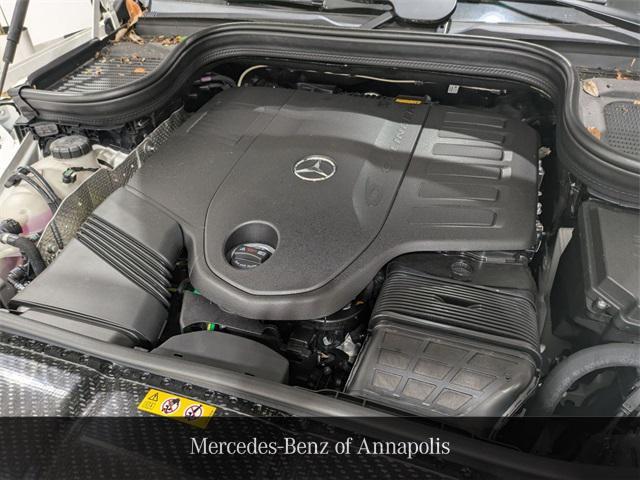 new 2025 Mercedes-Benz GLS 450 car, priced at $90,980