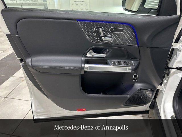 new 2024 Mercedes-Benz EQB 300 car, priced at $64,210