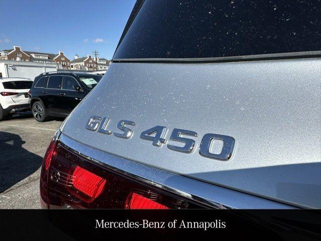 new 2025 Mercedes-Benz GLS 450 car, priced at $95,865