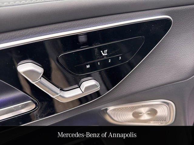 new 2025 Mercedes-Benz GLC 350e car, priced at $70,750