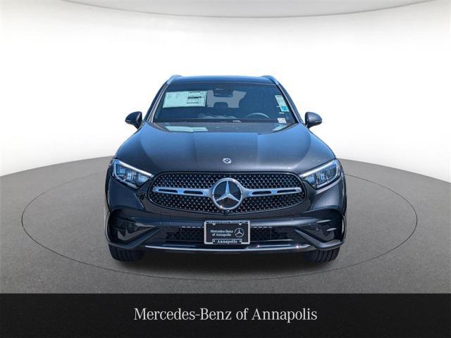 new 2025 Mercedes-Benz GLC 300 car, priced at $62,195