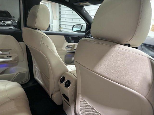 used 2025 Mercedes-Benz GLA 250 car, priced at $42,500