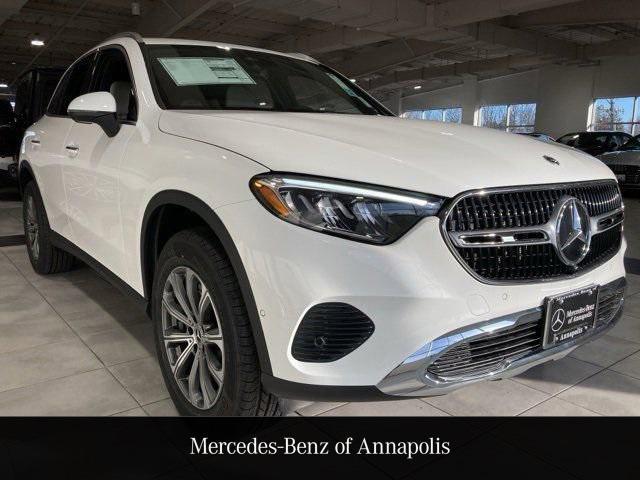 new 2025 Mercedes-Benz GLC 300 car, priced at $52,785