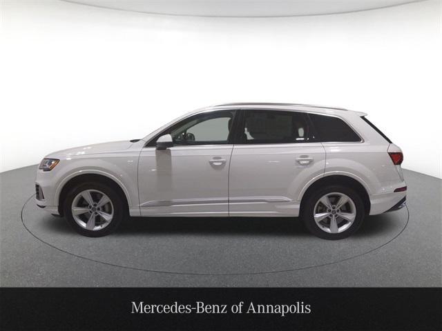 used 2020 Audi Q7 car, priced at $22,500
