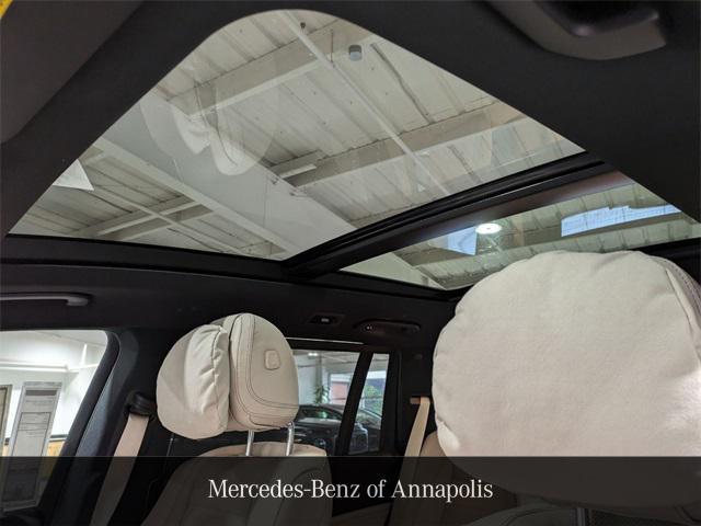 new 2025 Mercedes-Benz GLS 580 car, priced at $122,915