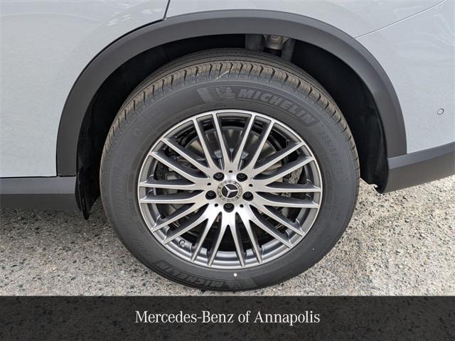 new 2026 Mercedes-Benz GLC 300 car, priced at $60,505