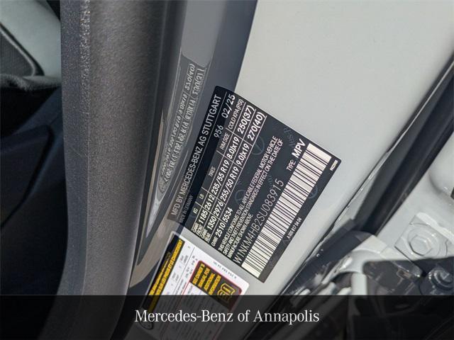 new 2025 Mercedes-Benz GLC 300 car, priced at $61,945