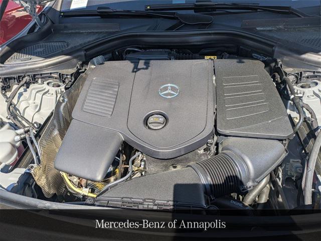 new 2025 Mercedes-Benz GLC 300 car, priced at $61,945