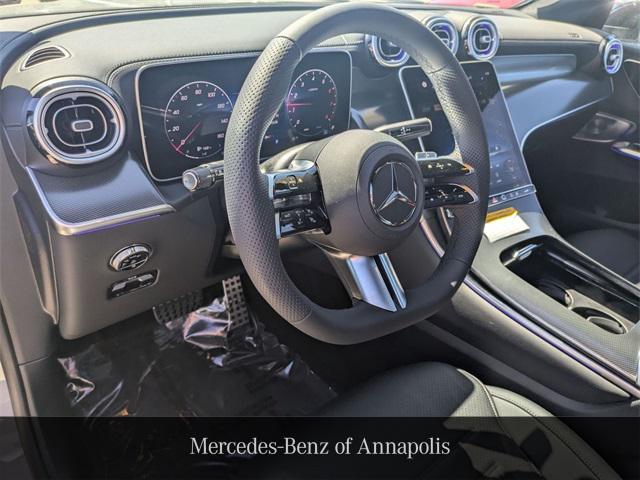 new 2025 Mercedes-Benz GLC 300 car, priced at $61,945
