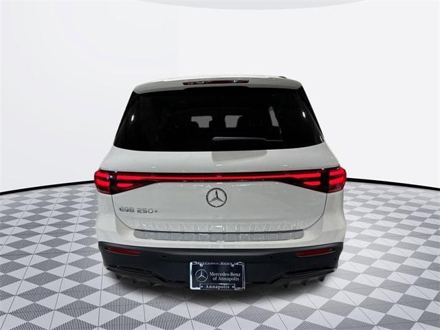 new 2024 Mercedes-Benz EQB 250 car, priced at $61,675