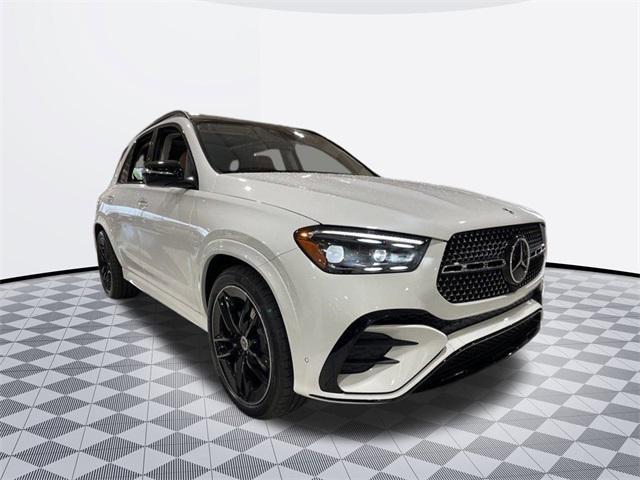 new 2025 Mercedes-Benz GLE 580 car, priced at $107,445