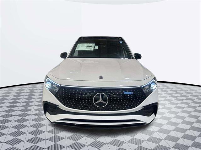 new 2024 Mercedes-Benz EQB 300 car, priced at $65,095