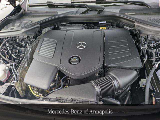 new 2025 Mercedes-Benz GLC 300 car, priced at $58,415