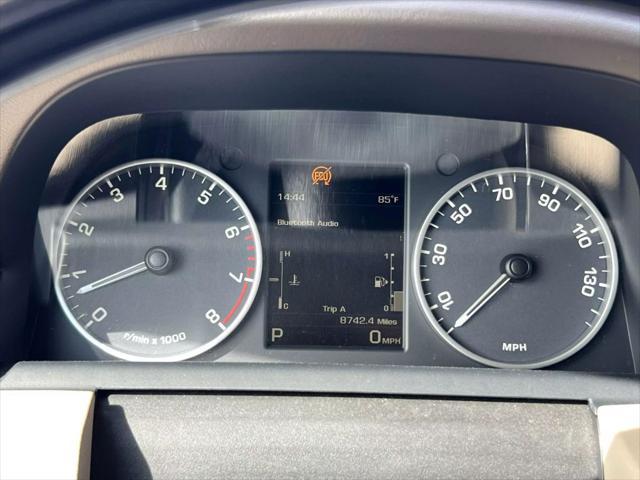 used 2015 Land Rover LR4 car, priced at $18,888