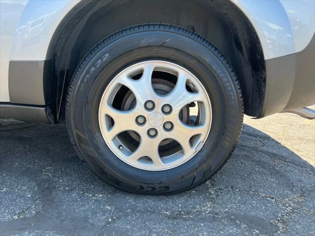 used 2004 Saturn Vue car, priced at $6,250