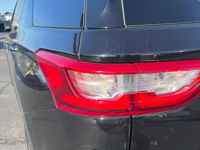 used 2020 Chevrolet Traverse car, priced at $16,777
