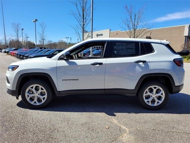 new 2024 Jeep Compass car, priced at $26,331