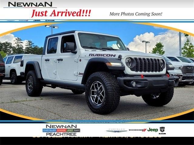 new 2024 Jeep Gladiator car, priced at $55,027