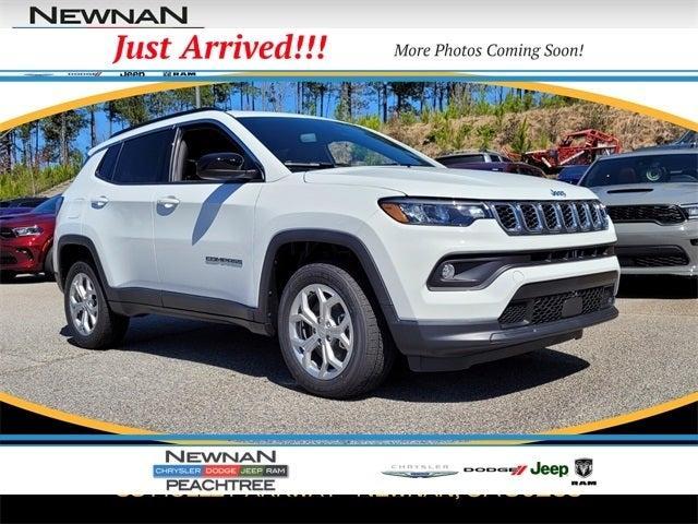 new 2024 Jeep Compass car, priced at $29,076