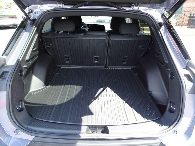 used 2025 Chevrolet Equinox EV car, priced at $26,995