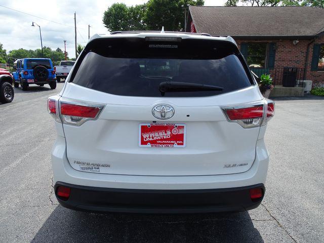 used 2015 Toyota Highlander car, priced at $21,995