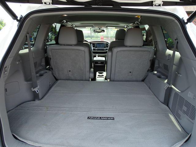 used 2015 Toyota Highlander car, priced at $21,995