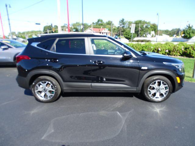 used 2023 Kia Seltos car, priced at $23,495