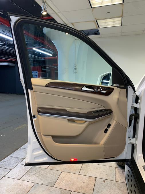used 2019 Mercedes-Benz GLS 550 car, priced at $30,777
