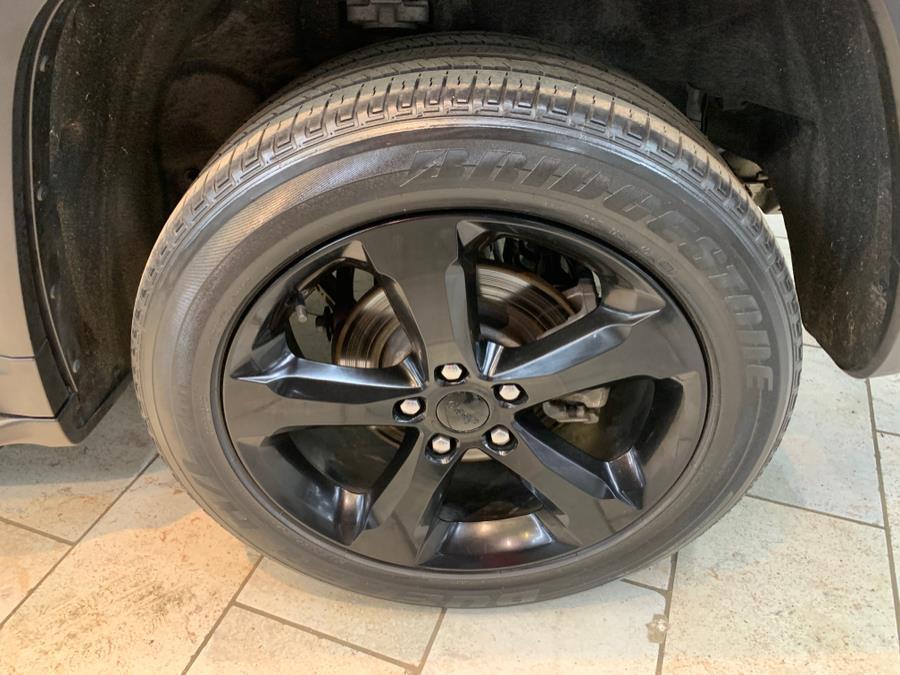 used 2022 Jeep Grand Cherokee car, priced at $28,477