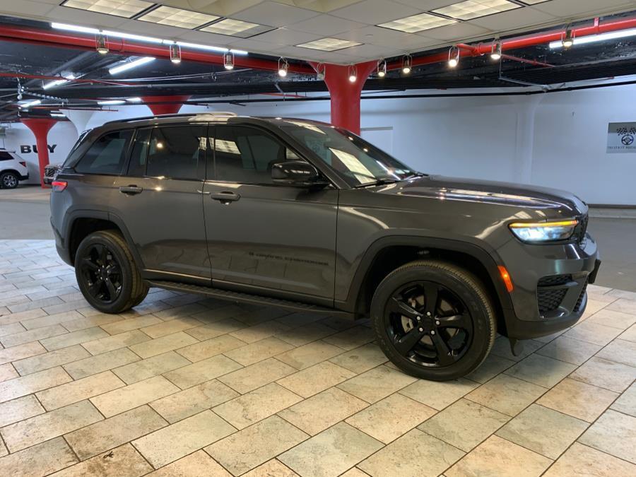 used 2022 Jeep Grand Cherokee car, priced at $28,477