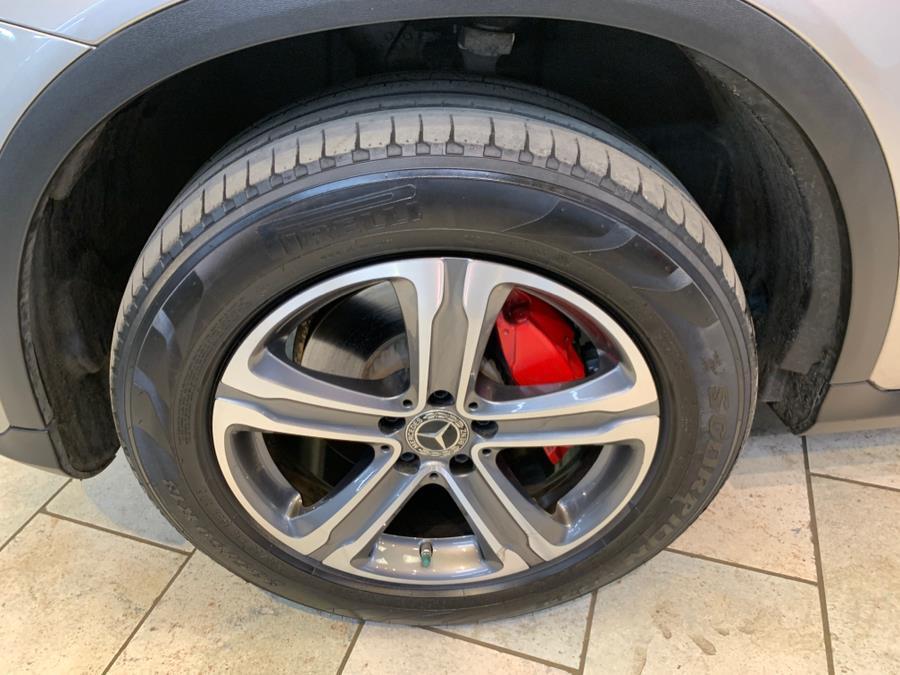 used 2019 Mercedes-Benz GLC 300 car, priced at $19,477