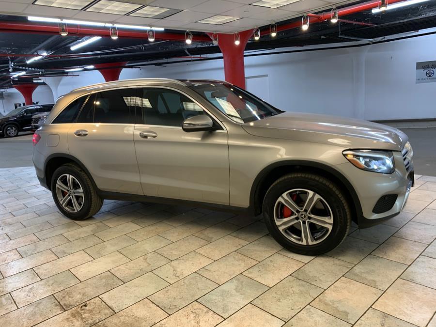 used 2019 Mercedes-Benz GLC 300 car, priced at $19,477