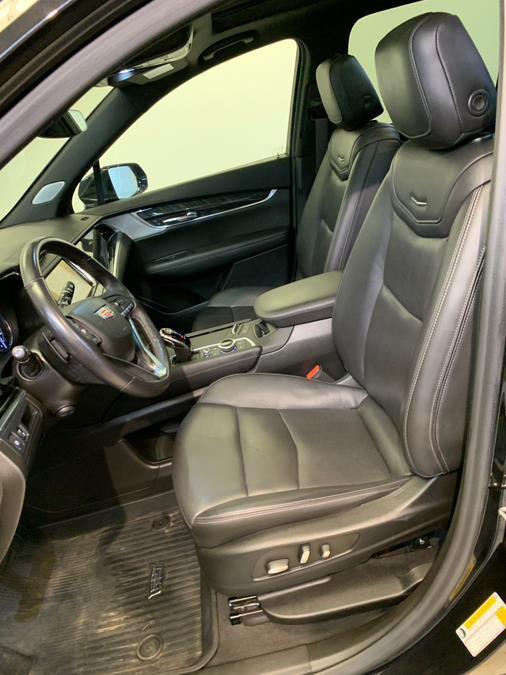 used 2022 Cadillac XT6 car, priced at $29,277