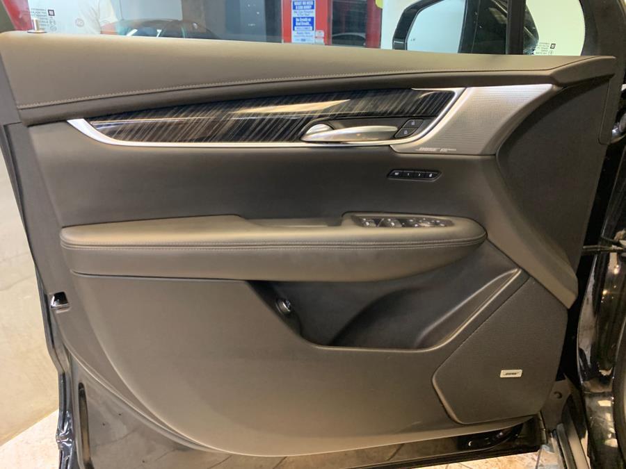 used 2022 Cadillac XT6 car, priced at $28,777