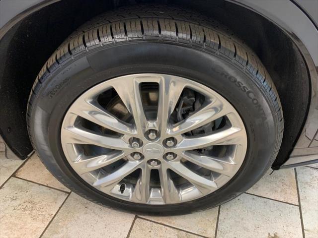 used 2022 Cadillac XT6 car, priced at $29,277