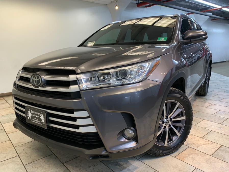 used 2018 Toyota Highlander car, priced at $25,477