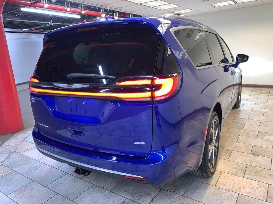 used 2021 Chrysler Pacifica car, priced at $38,977