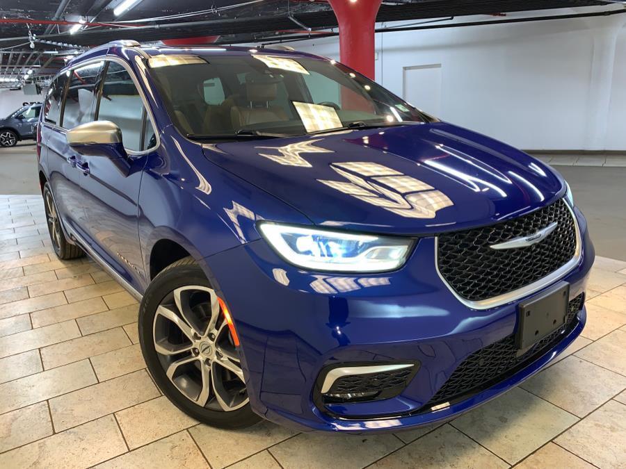 used 2021 Chrysler Pacifica car, priced at $38,977