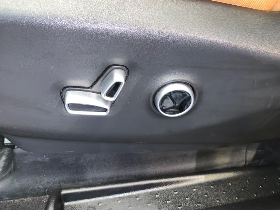 used 2021 Chrysler Pacifica car, priced at $38,977