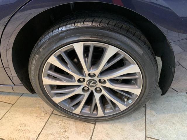 used 2021 Lexus ES 250 car, priced at $27,777