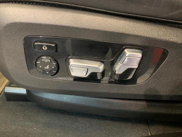 used 2022 BMW X7 car, priced at $48,277