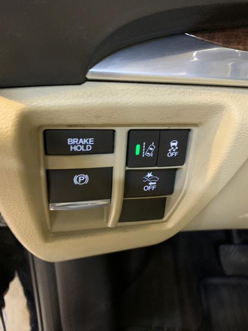 used 2017 Acura MDX car, priced at $18,777